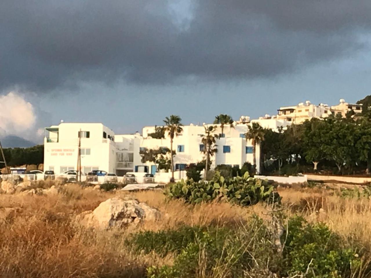 Ikaria Village Apt 201 Paphos Exteriör bild